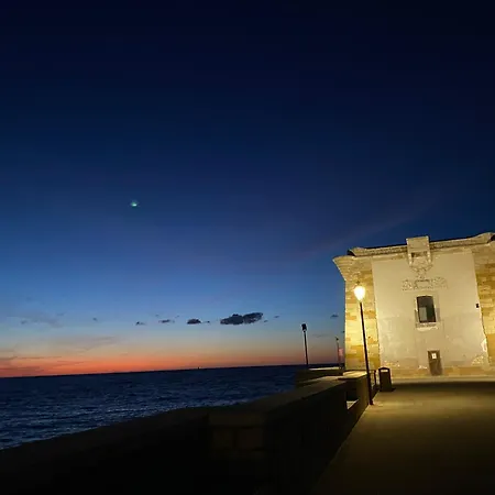 Casa Vacanze Acqua Azzurra -Piano Terra- Trapani Exterior photo